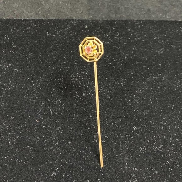 10K Yellow Gold Floral Stick Pin W/Pink Rhinestone - Picture 3 of 9
